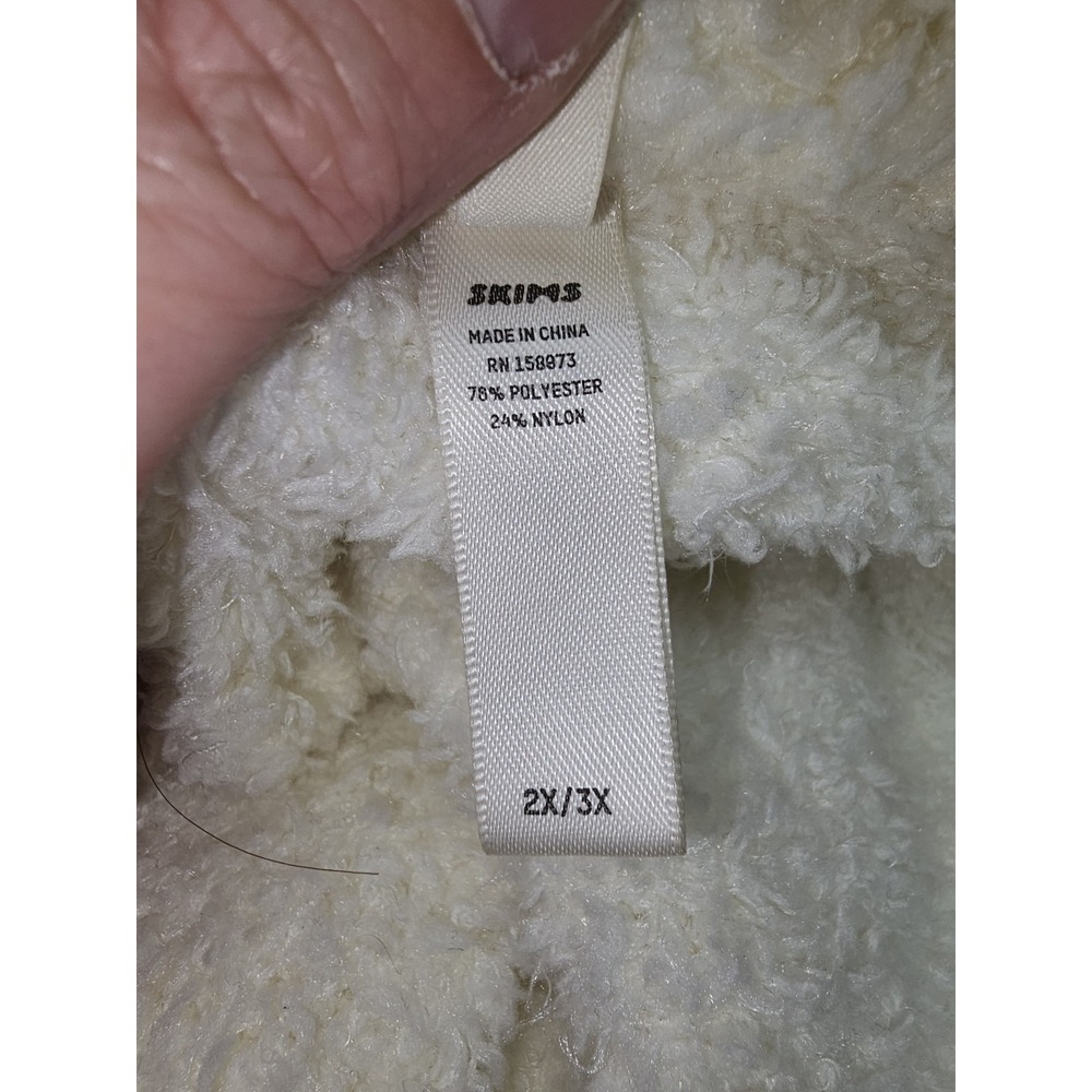 SKIMS Cozy Knit 3-Piece Boucle Lounge Set Bone Tank, Shorts And Robe Plus 2x-3x - Picture 6 of 11